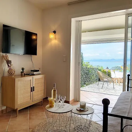 47m Carre - Vue 180 Degres - Piscine - Parking Apartamento