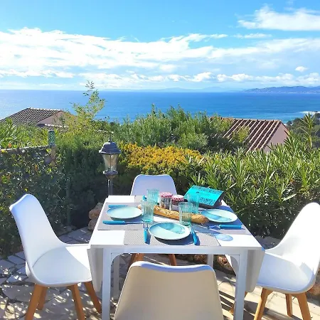 47m Carre - Vue 180 Degres - Piscine - Parking * Saint-Raphaël